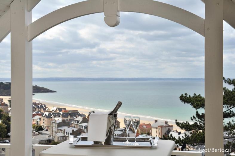 Les Villas Du Spa เปลเนิฟ-วัล-อ็องเดร ภายนอก รูปภาพ